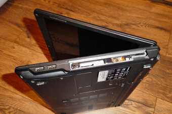 notebook eMachines E728-452G25Mnkk - 7