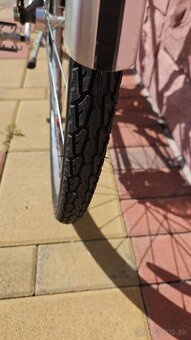 Trekingový bicykel Kellys Athena - 7