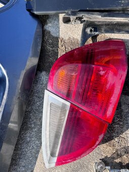 Kufrové dvere zadne svetlá bmw e91 - 7