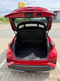 Predám auto Toyota CH-R GR Sport 2.0 - 7