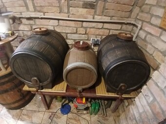 Potravinárske sudy na víno ROTO - 100l a 50l. - 7