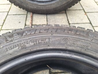 MICHELIN Agilis Alpin 215/60 R17 C - 7