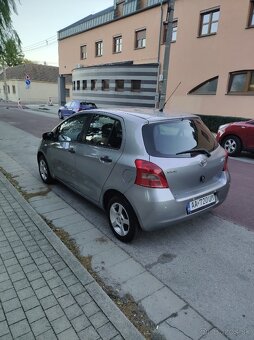 Toyota Yaris 2007 1.0 benzin - 7
