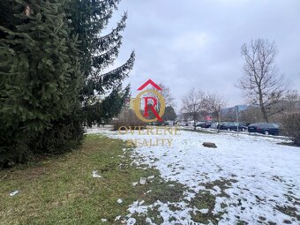 Na predaj rovinatý pozemok pre parkovisko 778m2 - Zvolen-Zá - 7