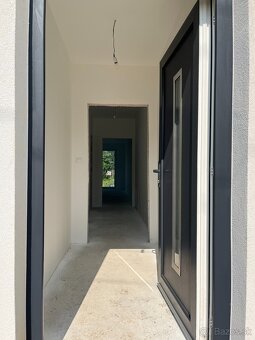 Novostavba 4-iz.Rodinný dom v obci Zvončín Super Cena - 7