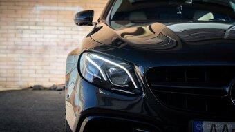 MERCEDES E63 S AMG FORMATIC+ - 7