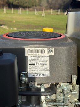 Husqvarna traktorová kosačka - 7