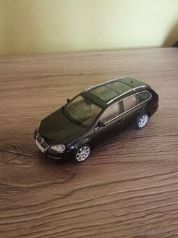 Modely aut - 7