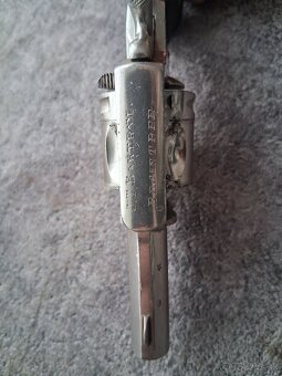 Anglický historický revolver - 7