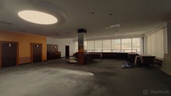 Kongresová sála, lobby, kuchyňa, jedáleň a príslušenstvo, ex - 7