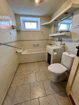 2-izb.byt Kalvária, balkón - 8.mája, vlastné kúrenie - 7