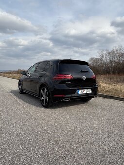 VW Golf 7 1,5 tsi R-line, automat, virtual,webasto, dynaudio - 7