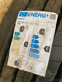 Predam 245/70 r19,5 uplne nové 2ks - 7