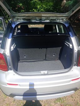 Predám Suzuki SX4 4x4 benzín - 7