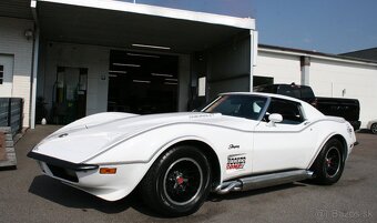 Chevrolet Corvette Stingray Coupé z roku 1974 - 7