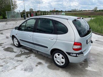 Predám Renault Scénic 1.8 85 KW R.v. 2002 - 7