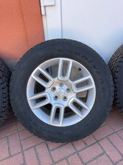 Predam 5x kolesa na Defender l663 - 7