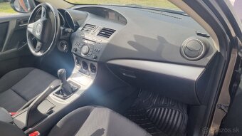 Mazda 3 1.6 benzín - 7