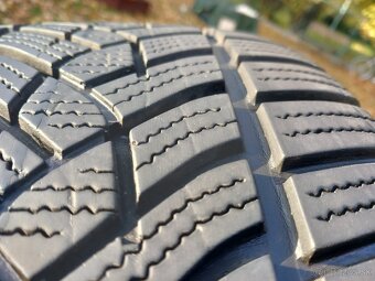 255/50 r19 zimne pneumatiky Goodyear - 7