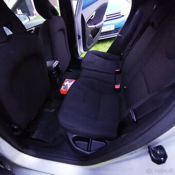 Volvo V40 - 7