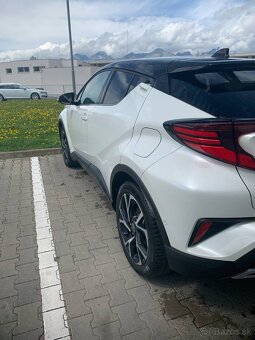 Toyota CH-R 2.0 Hybrid 2021 - 7