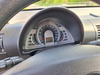 Predam Volkswagen Fox ročník 2008 - 7