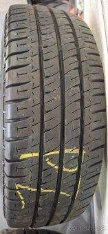 Michelin Agilis 215/65 r16c - 7