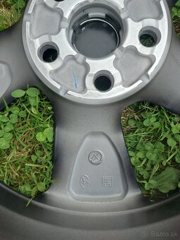 5x114,3 7Jx18 ET35 - ZÁNOVNÉ disky TOYOTA RAV4 - 7