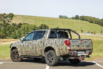 Mitsubishi L200 2.5 DI-D Double Cab A/T 4x4 - 7