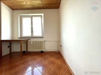 Prenájom : 3-izbový byt s krásnym výhľadom a príjemným okolí - 7