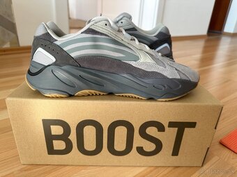 Yeezy Boost 700 V2 Tephra EU 45 1/3 - 7