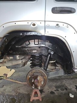 Jeep cheroke Kj 2,5crd - 7