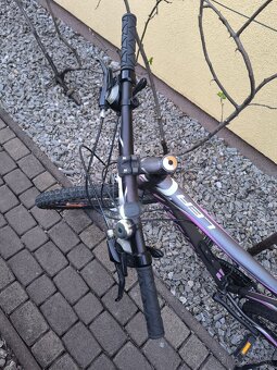 Dámsky pekný bicykel - 7