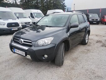 Toyota RAV4 2.2 D-4D 180 - 7