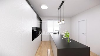 ZNÍŽENÁ CENA - EXKLUZÍVNE ponúkame trojpodlažný rodinný... - 7