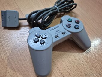 Predám Playstation 1 + 10 hier zadarmo. - 7