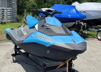 Vodný skuter Sea-Doo Spark / PRENÁJOM - 7