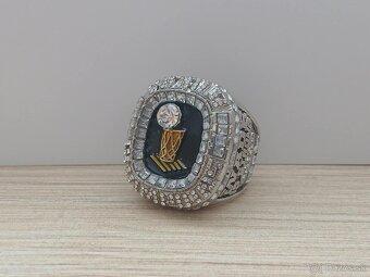 Basketbalové NBA prstene - 7