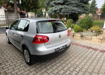 Volkswagen Golf 1,4i 1 Majitel , nové rozvody benzín manuál - 7