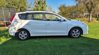 Hyundai i30 cw , kupované v SR, nízky najazd KM - 7