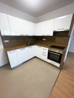 Na prenájom 2.i byt v Stupave na ul. Jána Ondruša.Bez províz - 7