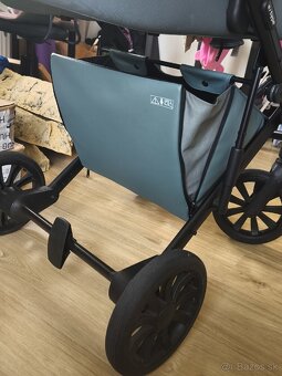 Anex E type Aqua 2021 + vajíčko a Isofix + doplnky - 7