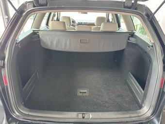 Volkswagen Passat Variant 2.0 TDI Highline DSG 265000km 2009 - 7