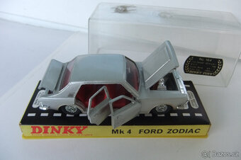 Predam auticka FORD-original DINKY TOYS mierka 1:43 - 7