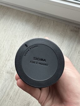 Predám Sigma 105mm Macro f2.8 DG - 7