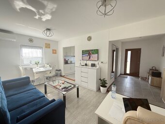 Novostavba - Rodinný dom- zariadený - 7