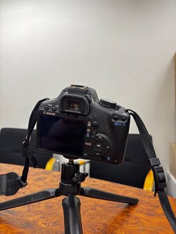 Predám Canon EOS 500D + objektív 18-55 IS STM - 7