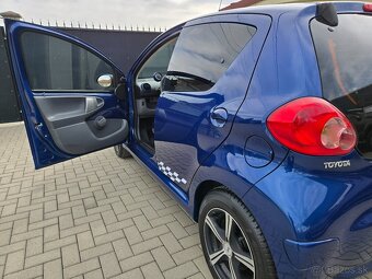 Toyota Aygo 1.0i - 7