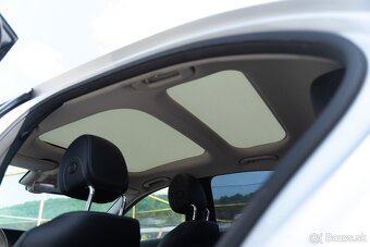 Mercedes-Benz E trieda Sedan 220 d 4MATIC A/T -ODPOČET DPH- - 7
