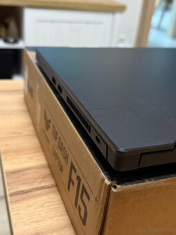 Predám ASUS TUF Dash F15 - i7/RTX 3050 Ti/16 GB RAM/1 TB SSD - 7